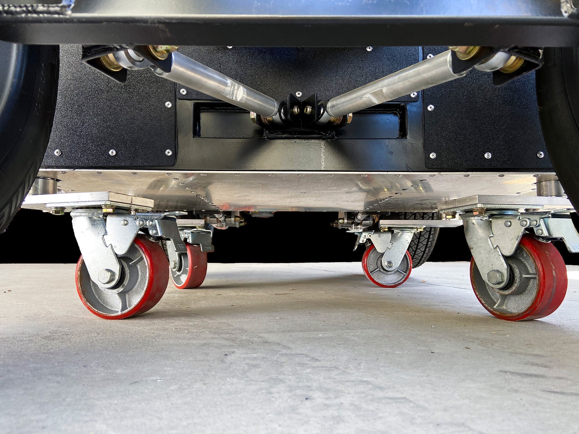 Design Feature: Retractable Casters for Modern Aesthetics and Seamless Mobility